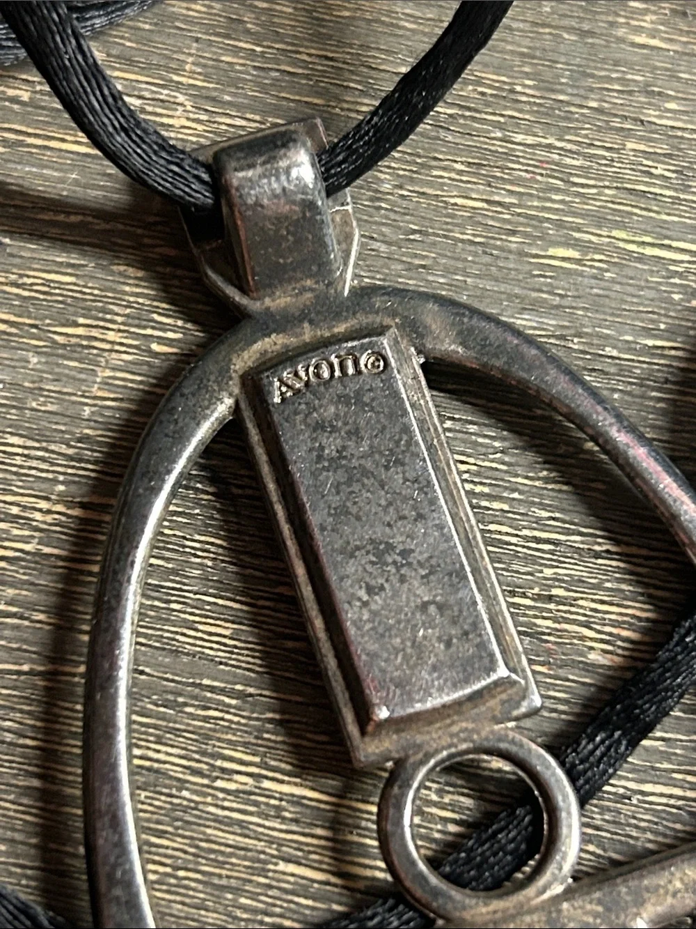 Avon elegant silver